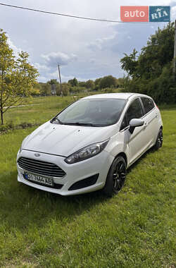Хетчбек Ford Fiesta 2017 в Сокирянах