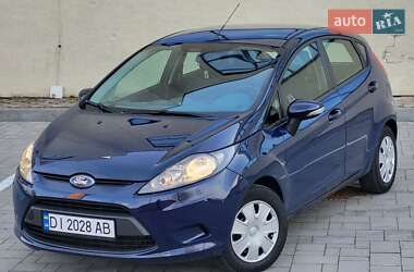 Хетчбек Ford Fiesta 2011 в 