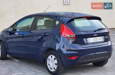 Хетчбек Ford Fiesta 2011 в 