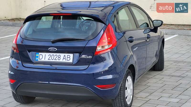 Хэтчбек Ford Fiesta 2011 в Стрые