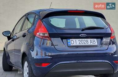 Хетчбек Ford Fiesta 2011 в 