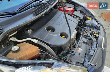 Хетчбек Ford Fiesta 2011 в 