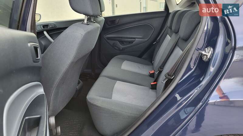 Хэтчбек Ford Fiesta 2011 в Стрые