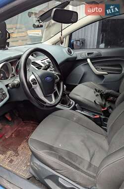 Хэтчбек Ford Fiesta 2009 в 