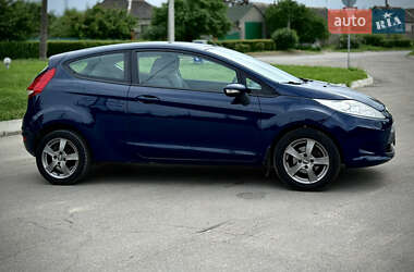 Хэтчбек Ford Fiesta 2008 в 
