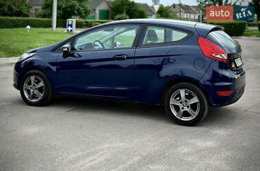 Хэтчбек Ford Fiesta 2008 в 