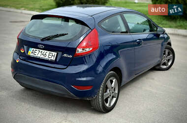 Хэтчбек Ford Fiesta 2008 в 