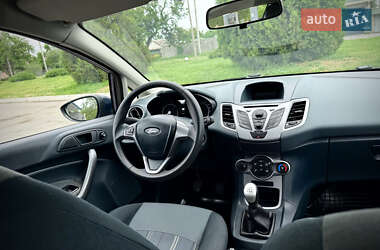Хэтчбек Ford Fiesta 2008 в 