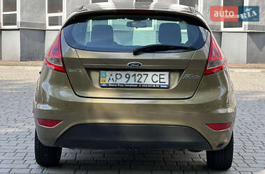 Хетчбек Ford Fiesta 2012 в 