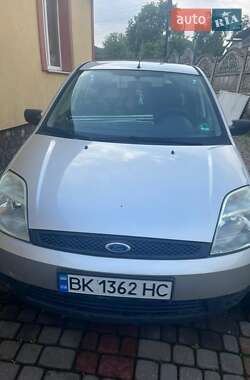 Хетчбек Ford Fiesta 2005 в Рівному