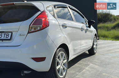 Хэтчбек Ford Fiesta 2019 в 