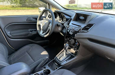 Хэтчбек Ford Fiesta 2019 в 