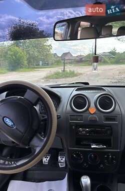 Хэтчбек Ford Fiesta 2008 в 