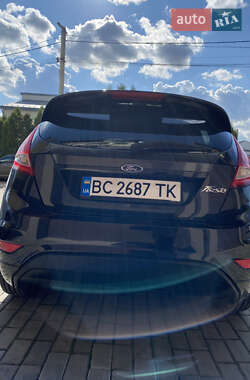 Хэтчбек Ford Fiesta 2010 в 