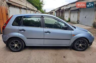 Хэтчбек Ford Fiesta 2005 в Харькове