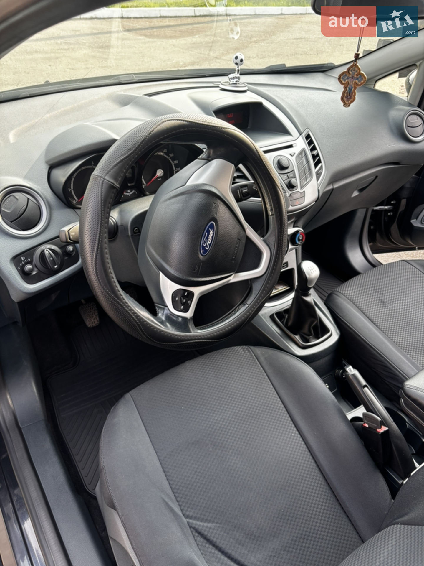 2011 Ford Fiesta - мініатюра 9