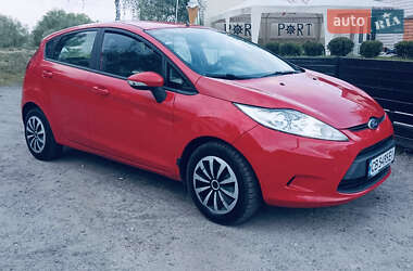 Хэтчбек Ford Fiesta 2010 в 