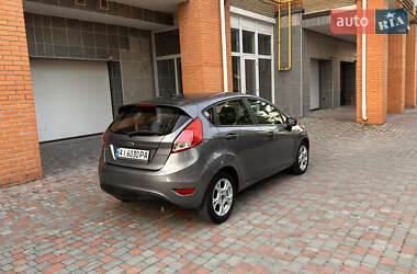 Хэтчбек Ford Fiesta 2014 в 
