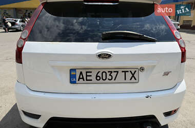 Хэтчбек Ford Fiesta 2007 в 