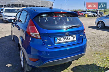 Хэтчбек Ford Fiesta 2018 в 