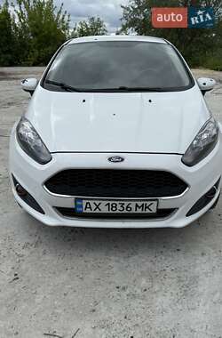 Хетчбек Ford Fiesta 2016 в Харкові