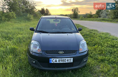 Хэтчбек Ford Fiesta 2008 в Золотоноше