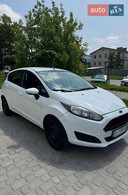 Хетчбек Ford Fiesta 2016 в Кам'янець-Подільському