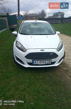 Хэтчбек Ford Fiesta 2013 в Долине