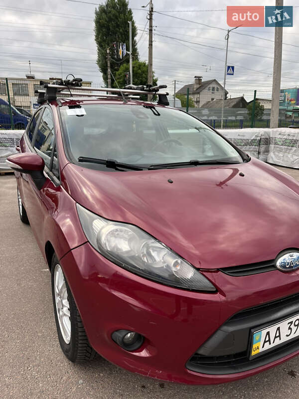 Хэтчбек Ford Fiesta 2011 в Житомире