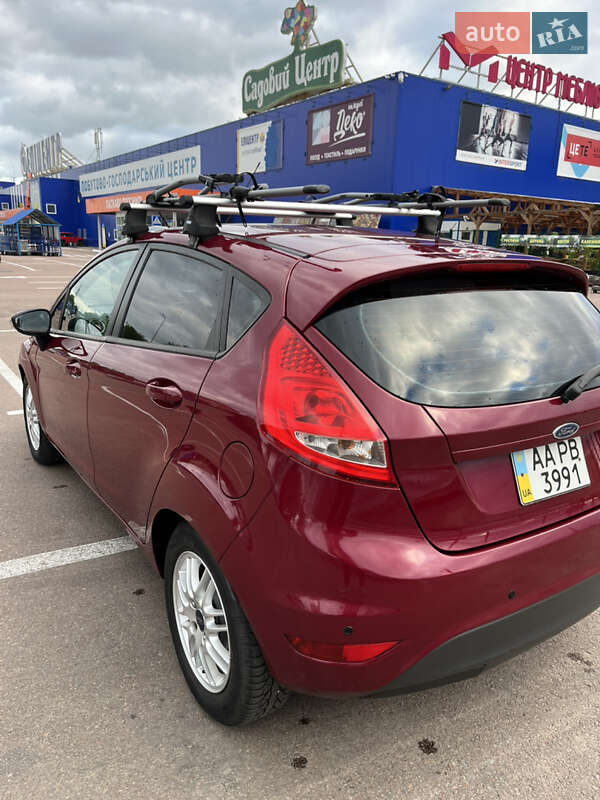 Хэтчбек Ford Fiesta 2011 в Житомире