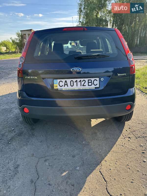 Хетчбек Ford Fiesta 2006 в Прилуках