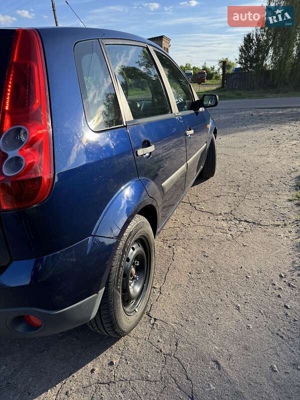 Хетчбек Ford Fiesta 2006 в Прилуках