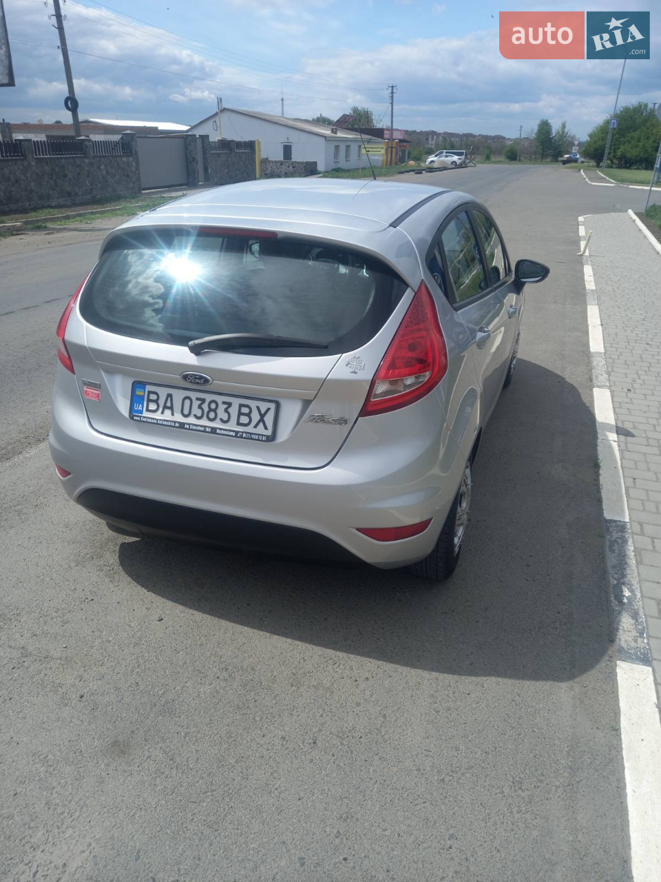 2013 Ford Fiesta - мініатюра 11