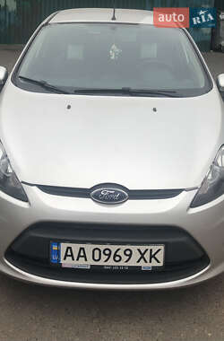 Хетчбек Ford Fiesta 2012 в Києві