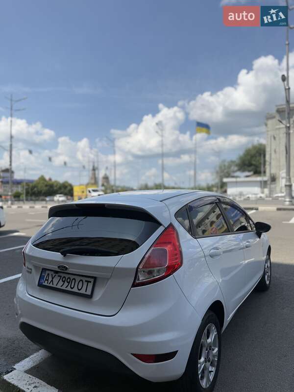 Хэтчбек Ford Fiesta 2013 в Харькове