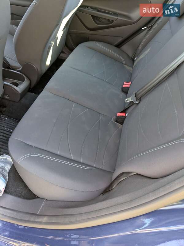 Хэтчбек Ford Fiesta 2016 в Днепре фото 7 Хэтчбек Ford Fiesta 2016 в Днепре