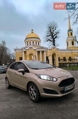 Хетчбек Ford Fiesta 2017 в 