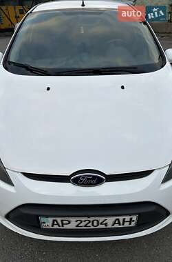 Хэтчбек Ford Fiesta 2011 в 