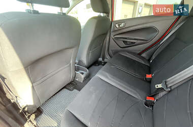 Хэтчбек Ford Fiesta 2014 в 