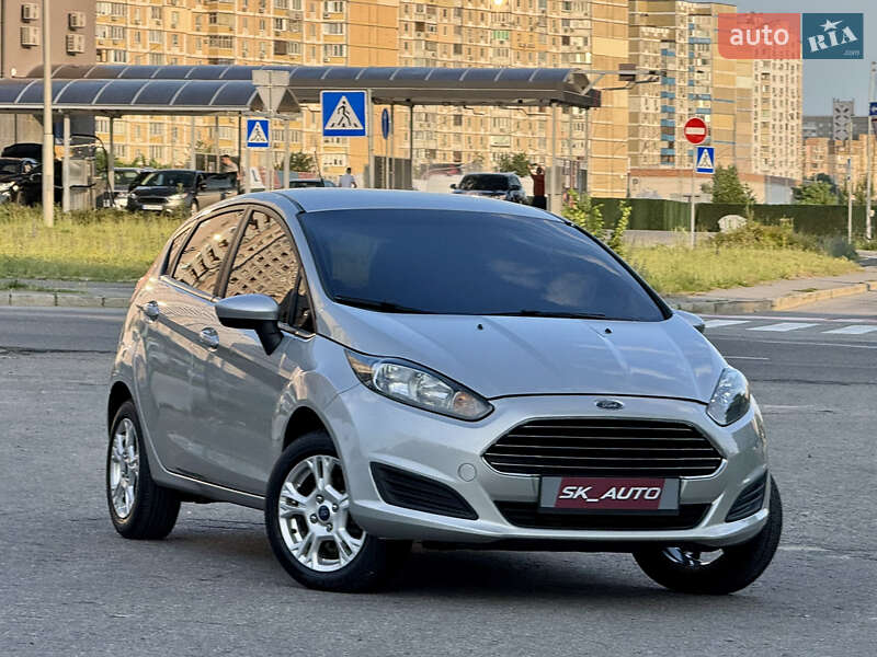 Хэтчбек Ford Fiesta 2018 в Киеве фото 5 Хэтчбек Ford Fiesta 2018 в Киеве