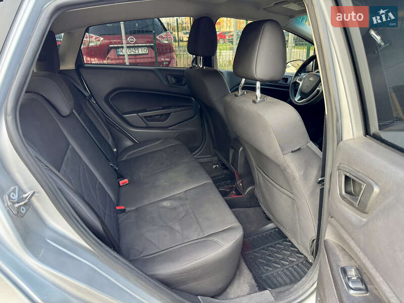 Хэтчбек Ford Fiesta 2018 в Киеве фото 25 Хэтчбек Ford Fiesta 2018 в Киеве