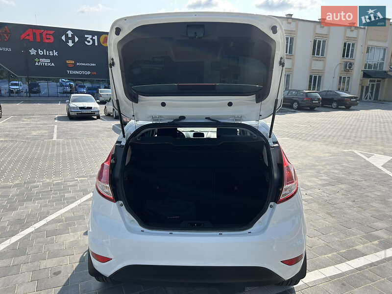 Хетчбек Ford Fiesta 2014 в Вінниці