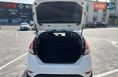 Хэтчбек Ford Fiesta 2014 в 