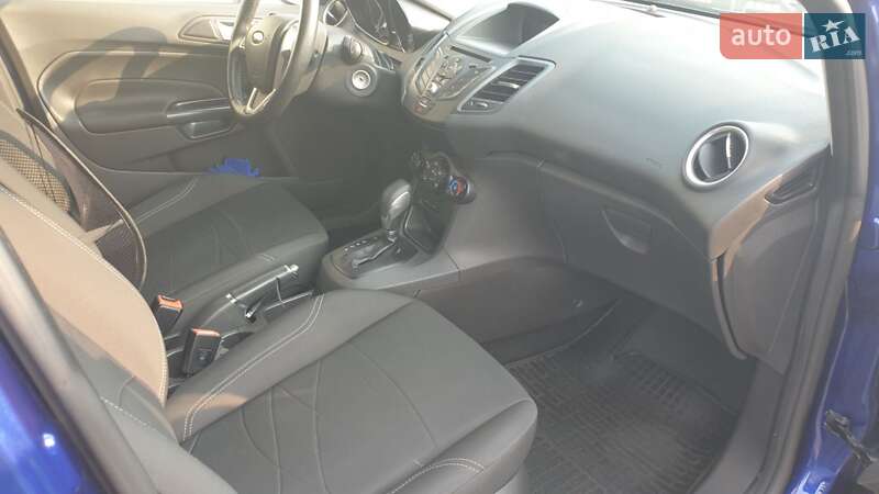 Хэтчбек Ford Fiesta 2015 в Киеве фото 8 Хэтчбек Ford Fiesta 2015 в Киеве