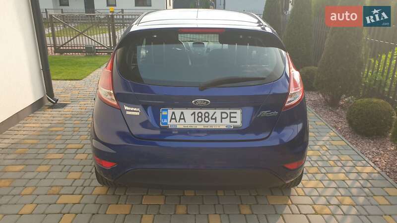 Хэтчбек Ford Fiesta 2015 в Киеве фото 6 Хэтчбек Ford Fiesta 2015 в Киеве