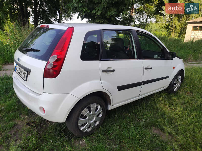 Хэтчбек Ford Fiesta 2007 в Нежине
