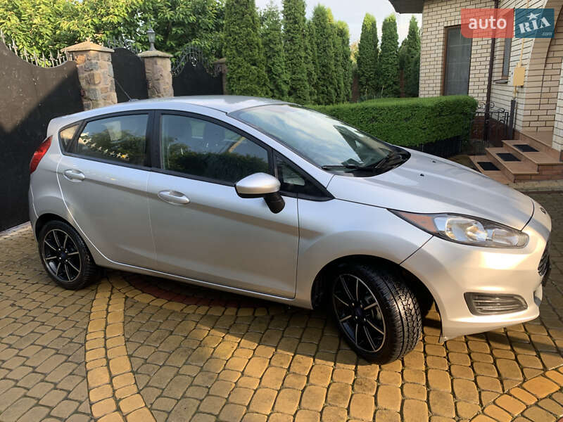 Хэтчбек Ford Fiesta 2019 в Луцке