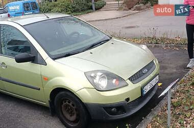 Хэтчбек Ford Fiesta 2007 в 