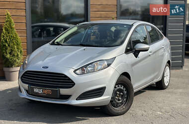 Седан Ford Fiesta 2015 в Шептицькому