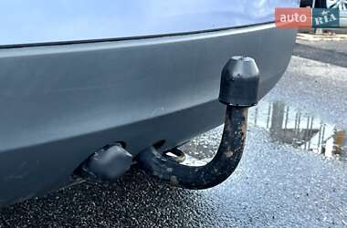 Хэтчбек Ford Fiesta 2006 в 